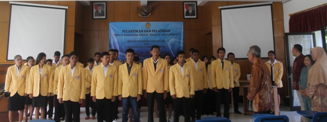PELANTIKAN HIMAPRODI DAN BEM FKIP PERIODE 2016-2017: MENUJU MAHASISWA KREATIF, EDUKATIF, DAN KREATIF